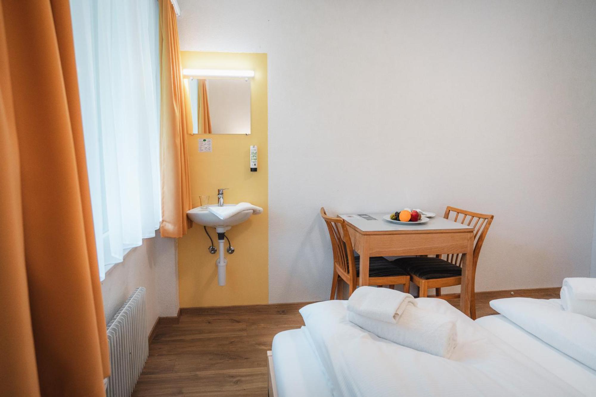 BnB Haus Schönstatt Brig-Glis Exterior foto